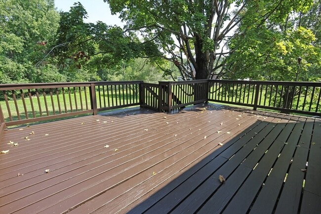 17 Fairview Dr in Westford, MA - Building Photo - Building Photo
