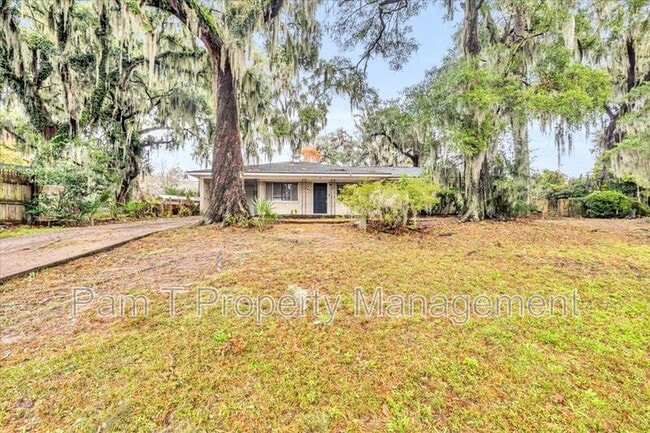 15 Vineyard Dr in Savannah, GA - Building Photo - Building Photo