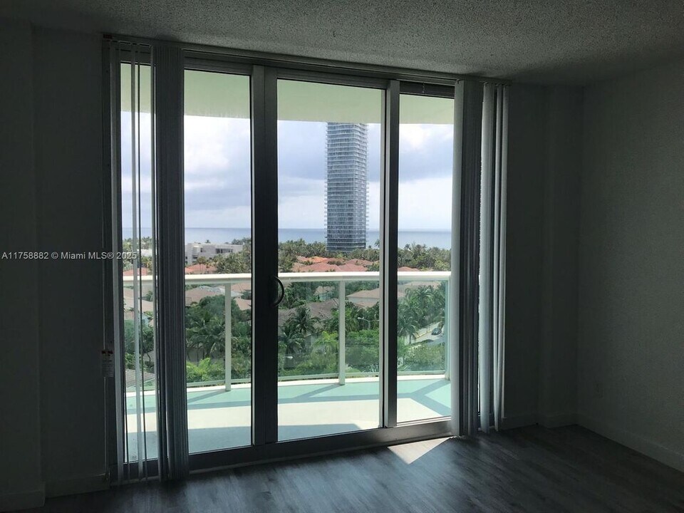 19380 Collins Ave in Sunny Isles Beach, FL - Building Photo