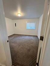 12317 35th ave NE, Unit B in Seattle, WA - Building Photo - Building Photo