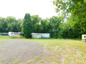 117 Lowell Rd in Hudson, NH - Building Photo - Building Photo