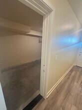 630 1/2 W 79th St in Los Angeles, CA - Building Photo - Building Photo