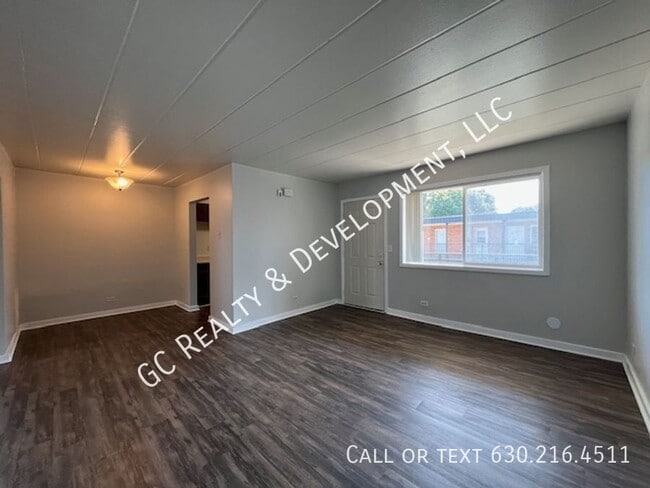 342 Wilson Ave in West Chicago, IL - Building Photo - Building Photo