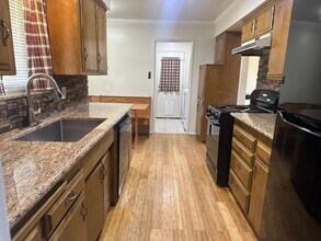 17620 Ascot Ct in Tehachapi, CA - Building Photo - Building Photo