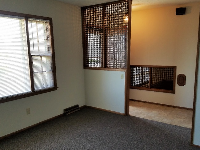 4015 N Westlawn St in Wichita, KS - Building Photo - Building Photo