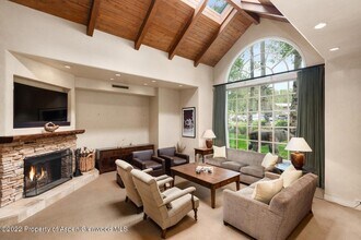 504 N 8th St in Aspen, CO - Foto de edificio - Building Photo