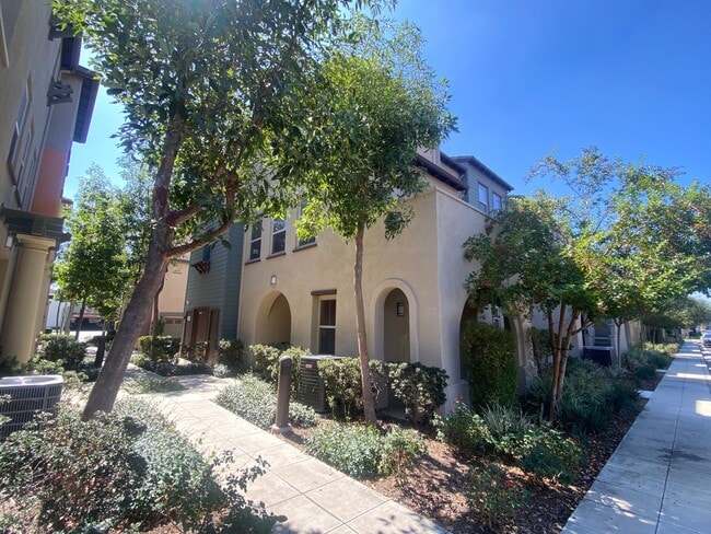 12446 Canal Dr