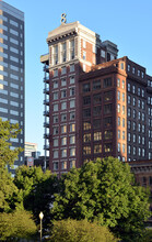 8 on the Square in Columbus, OH - Building Photo - Building Photo