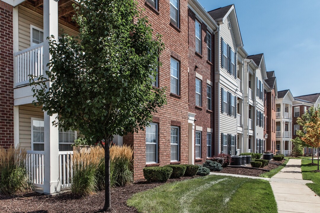 Brickshire Apartments in Merrillville, IN - Building Photo