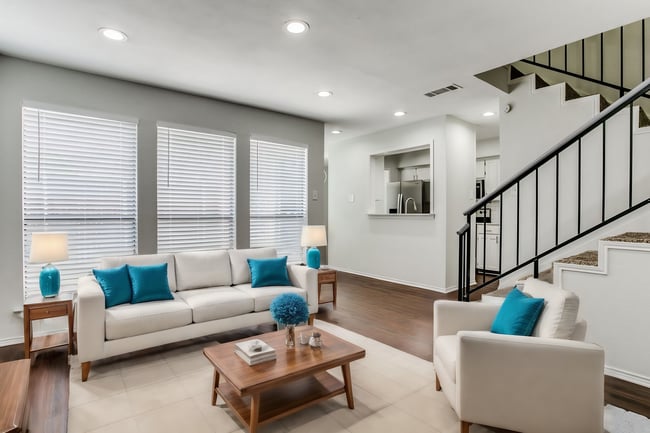 property at 2805 Meadow Park Dr