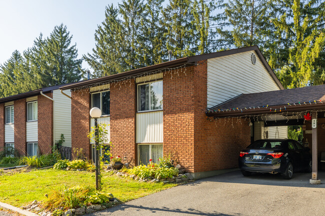 Carillon Housing Co-Operative in Ottawa, ON - Building Photo - Building Photo