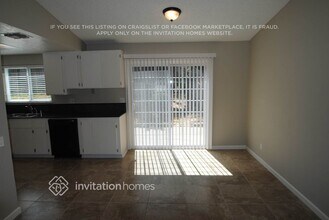 7500 Verdugo Way in Sacramento, CA - Building Photo - Building Photo