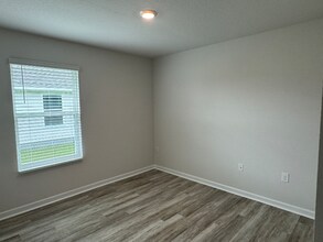 6357 Firefly Dr in Milton, FL - Building Photo - Building Photo