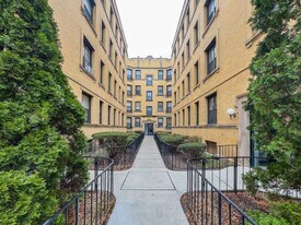 4606 N Beacon St in Chicago, IL - Building Photo