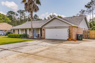 5217 Choctaw Ave in Pensacola, FL - Building Photo