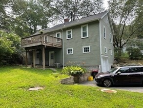 13 Lakeview Rd in Wayland, MA - Building Photo - Building Photo