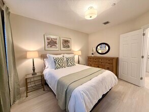 809 Estancia Wy in Boynton Beach, FL - Building Photo - Building Photo