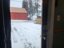 610 W Water St in Lewistown, MT - Building Photo