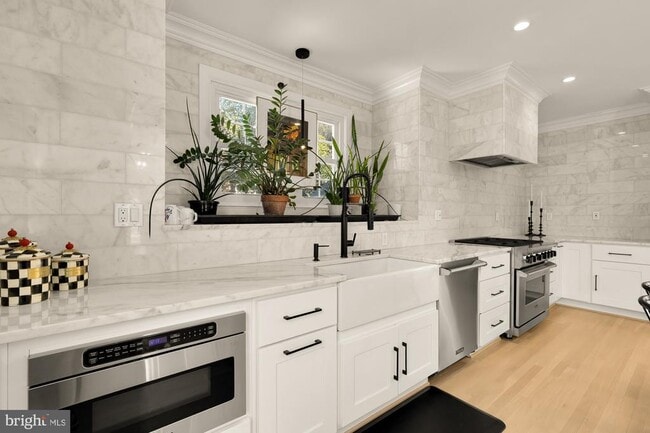 4105 17th St NW in Washington, DC - Building Photo - Building Photo