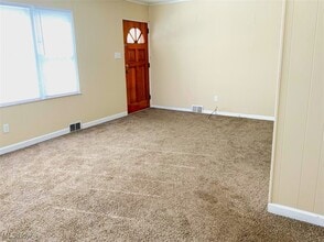 2643 Alvarado Blvd in Steubenville, OH - Building Photo - Building Photo