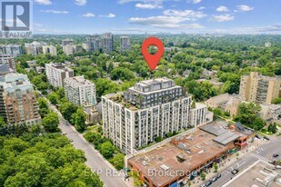 10 Delisle Ave in Toronto, ON - Building Photo