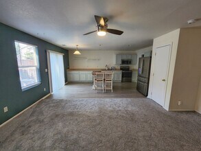 5396 S Picadilly Ct in Aurora, CO - Building Photo - Building Photo