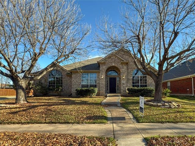 property at 6352 Rolling Hill Rd