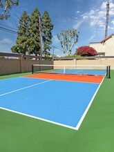 Rancho Monterey in Garden Grove, CA - Foto de edificio - Building Photo