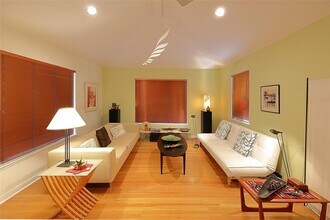 3313 Westridge St in Houston, TX - Building Photo - Building Photo
