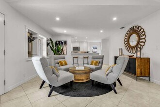 2004 NE 17th Way in Fort Lauderdale, FL - Building Photo - Building Photo