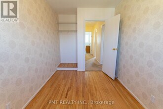 728 Krosno Blvd in Pickering, ON - Building Photo - Building Photo