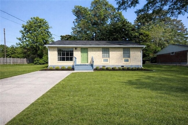 7230 Mockingbird Trail