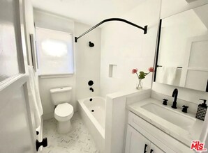 1142 Princeton St in Santa Monica, CA - Building Photo - Building Photo