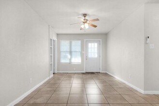 213 Hawthorne Cir in Fort Walton Beach, FL - Building Photo - Building Photo
