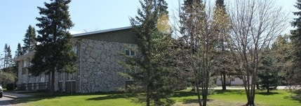 Maplewood Apartments in Plover, WI - Foto de edificio - Building Photo