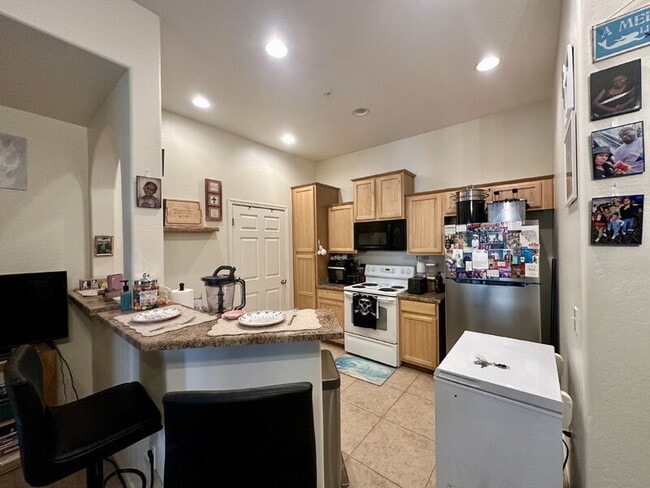 property at 14575 W Mountain View Blvd