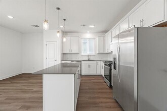 520 Madelines Mdw Ln in Georgetown, TX - Building Photo - Building Photo
