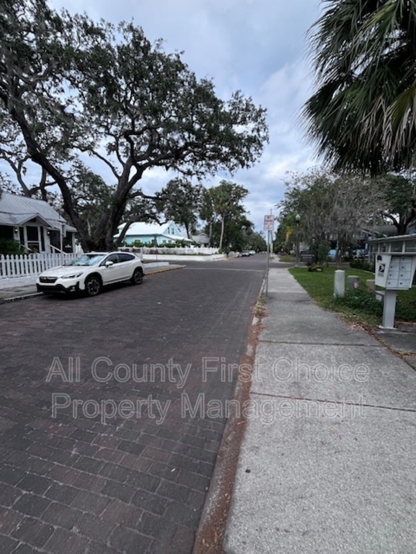 126 3rd Ave N in Safety Harbor, FL - Building Photo - Building Photo