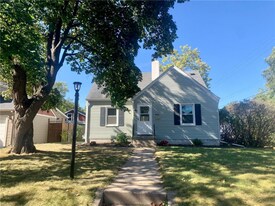 3016 Kentucky Ave S in Minneapolis, MN - Building Photo