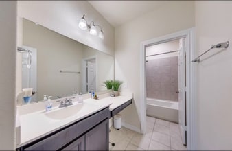 27817 Ellie Oak Ln in Spring, TX - Building Photo - Building Photo