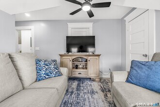 277 Maplewood Ave in Bridgeport, CT - Building Photo - Building Photo