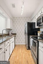 24307 Plantation Dr NE in Atlanta, GA - Building Photo - Building Photo