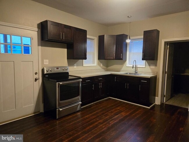 property at 20 S Chestnut St