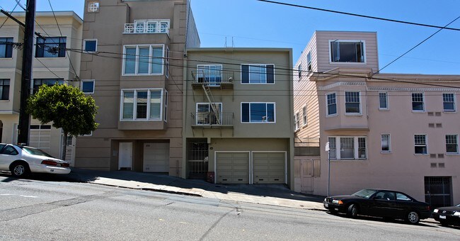 2749 Gough St in San Francisco, CA - Building Photo - Building Photo