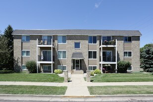 The Concorde Apartments in Sioux Falls, SD - Building Photo