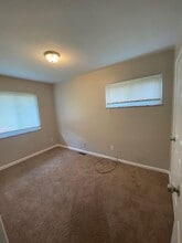 2740 Baker Ave in Cincinnati, OH - Building Photo - Building Photo