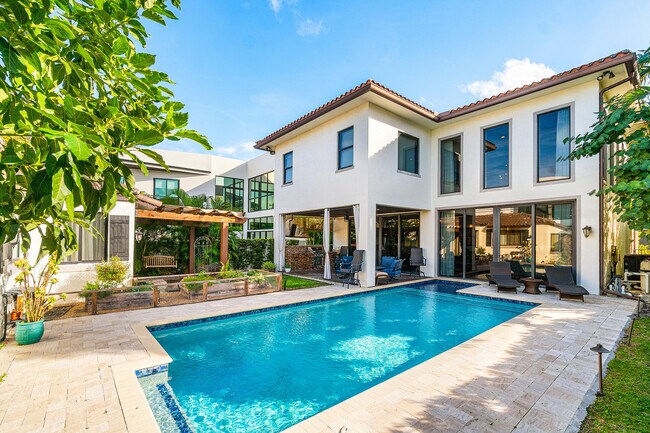 351 E Boca Raton Rd in Boca Raton, FL - Building Photo - Building Photo