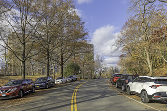Glen Briar Apartments in Bronx, NY - Foto de edificio - Building Photo