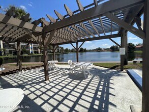 3809 La Vista Cir in Jacksonville, FL - Building Photo - Building Photo