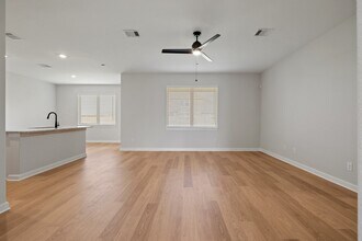 3106 Banyan Dr in Santa Fe, TX - Building Photo - Building Photo